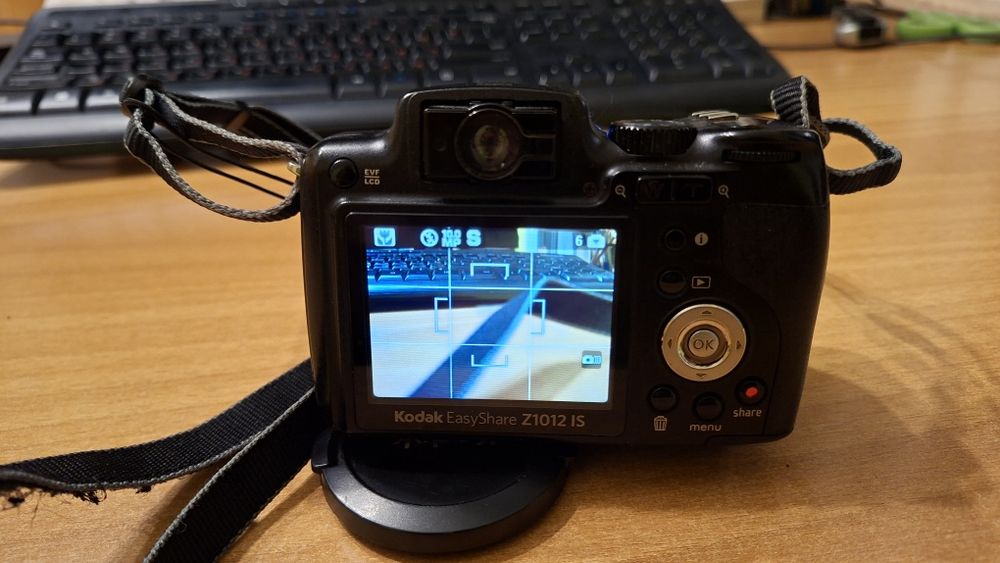 Kodak EasyShare  Z1012 IS