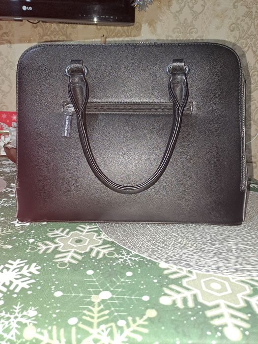 Продаётся сумка женская