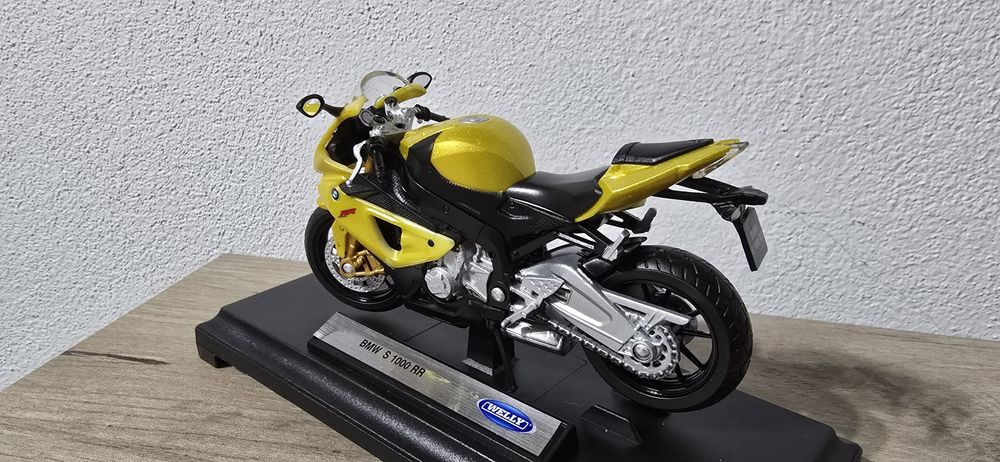 Macheta moto 1/18