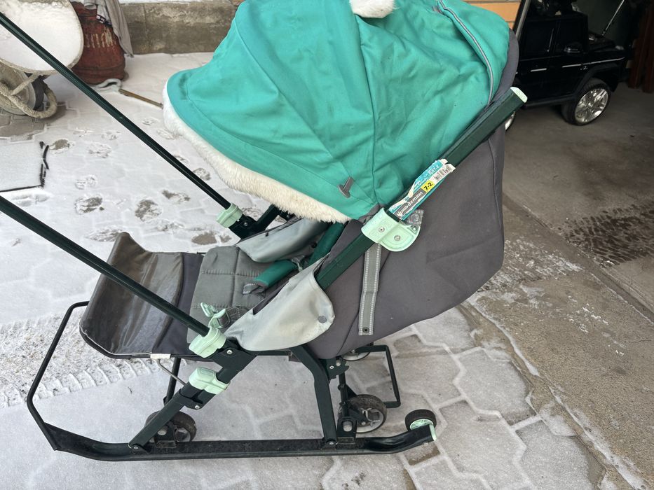 Санки-коляска новые