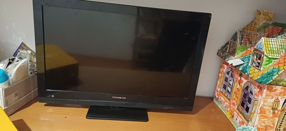 Продам  телевизор