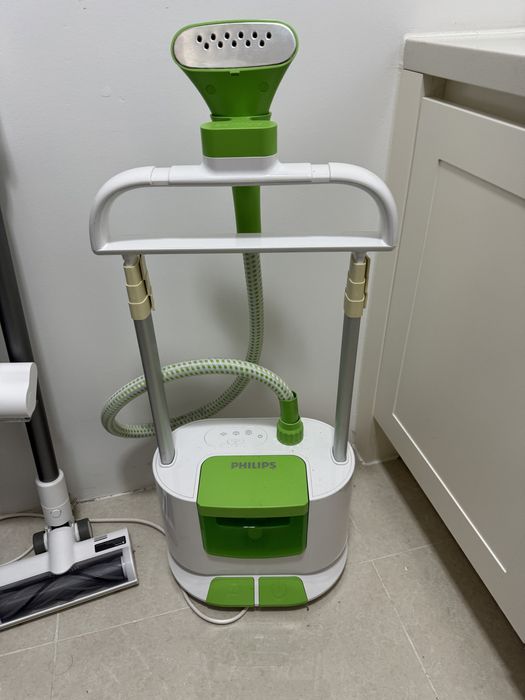 Вертикальный отпариватель Philips GC660/05