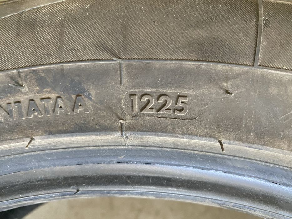 Покрышка 235/50 R19