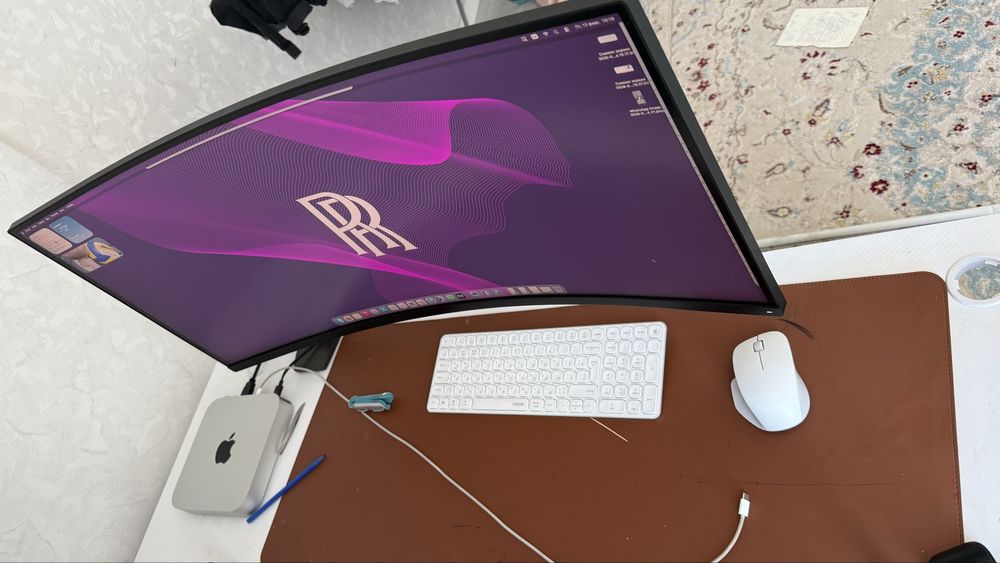 Mac mini + монитор