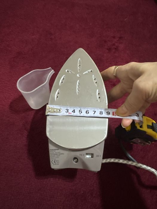 Утюг в отличном состояний.