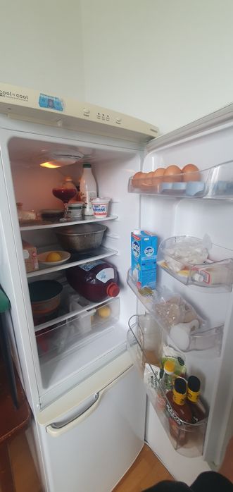 Холодильник и газовая плита