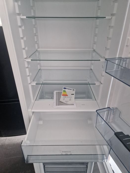 Хладилник за вграждане Gorenje A++ No frost