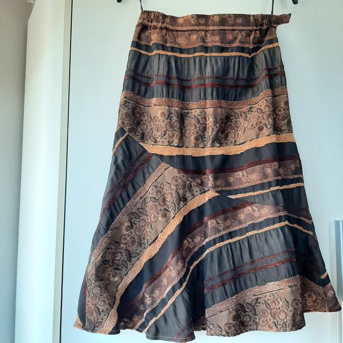 Costum dama matase brocart maro, mărimea 38