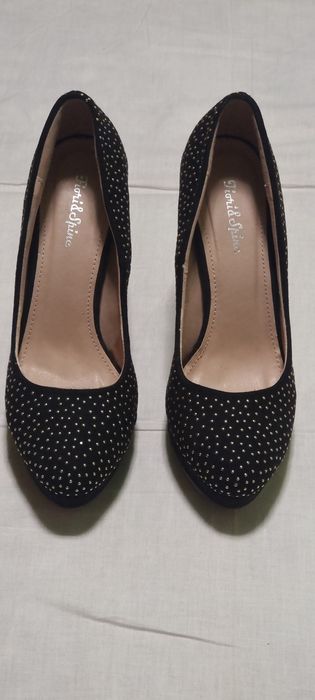 Pantofi din piele pt femei  cu toc