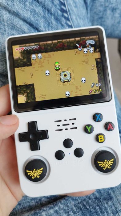 Consola portabila R36S 64 GB/128 GB noua plina cu jocuri retro