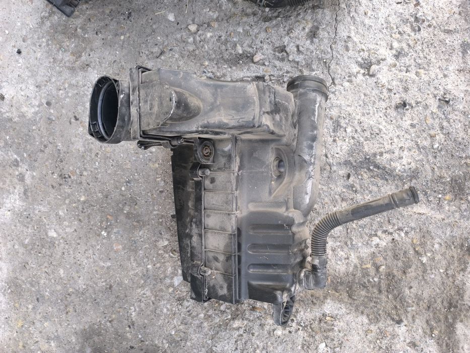 Carcasa filtru aer Golf 5 Passat b6 Touran Octavia 2