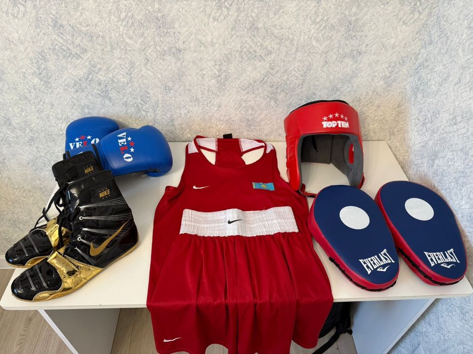 Продается боксерские вещи