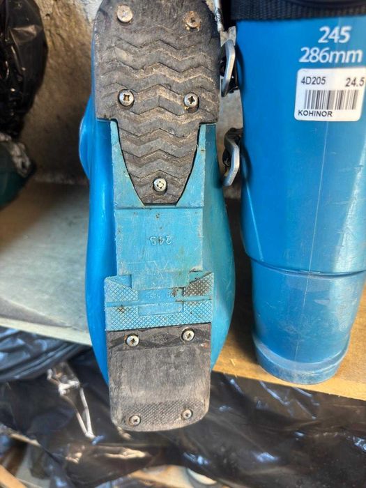 Clapari ski schi copii Lange 60R marime EUR:38 mondo:24.5