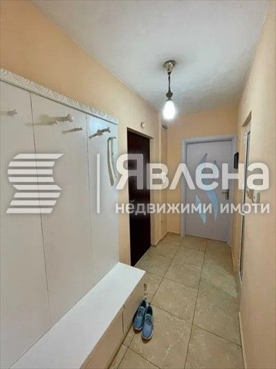 Дава се под наем Двустаен апартамент в Варна, Трошево - 48 кв.м за 435 € - Снимка #3