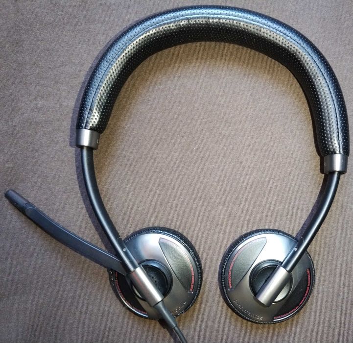 Casti Plantronics Blackwire C720 M cu bluetooth