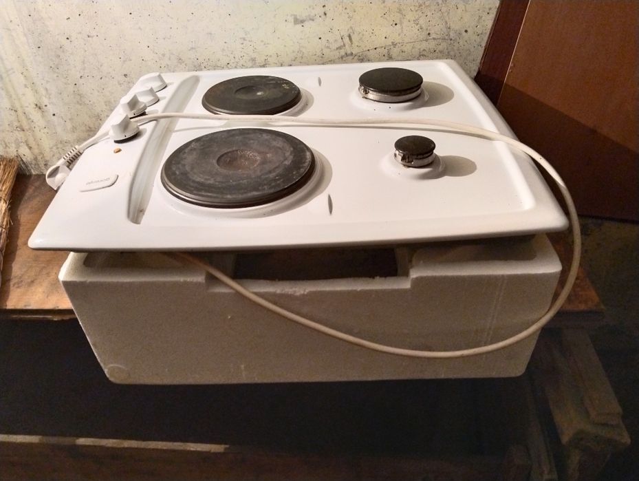 Продаются электро плита+газ