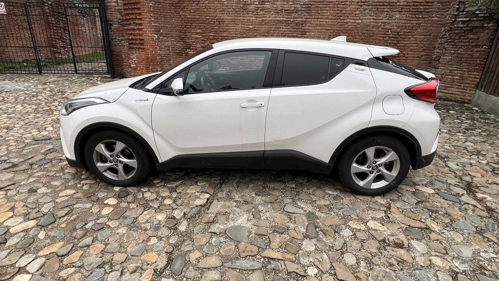 Toyota C-HR Hybrid