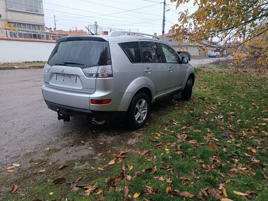 Mitsubishi.  Outlander 2.4 бензин