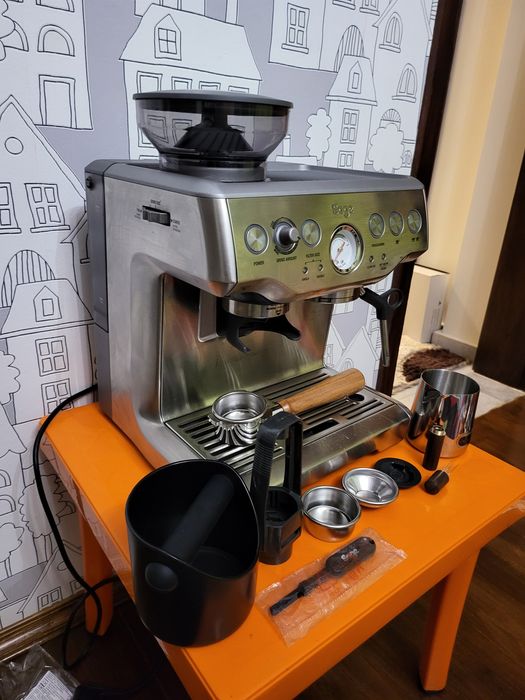 Еспресо машина SAGE Barista Express 875 Кафемашина с кафемелачка