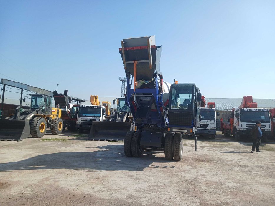 Автобетоносмеситель с самозагрузкой Carmix HK-5500 Кармикс