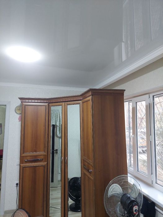 Продаю квартиру в Яшнабадском районе 58-воен/город 2х комнатная 49 м2.