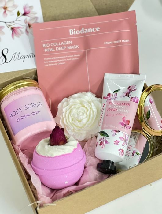 Корпоративные подарки на 8 марта .Подарочные боксы Ташкент