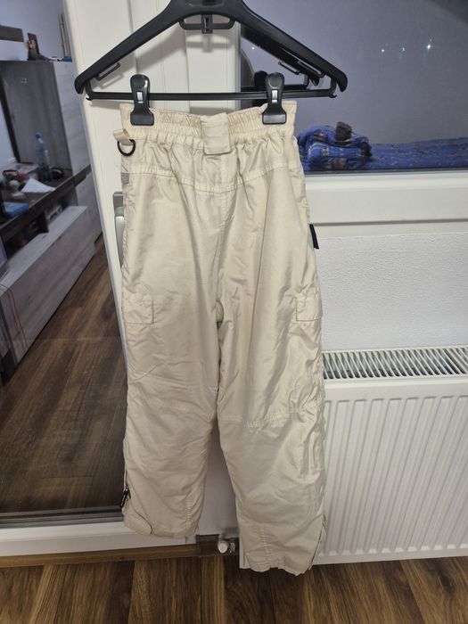 Pantaloni ski marime 140