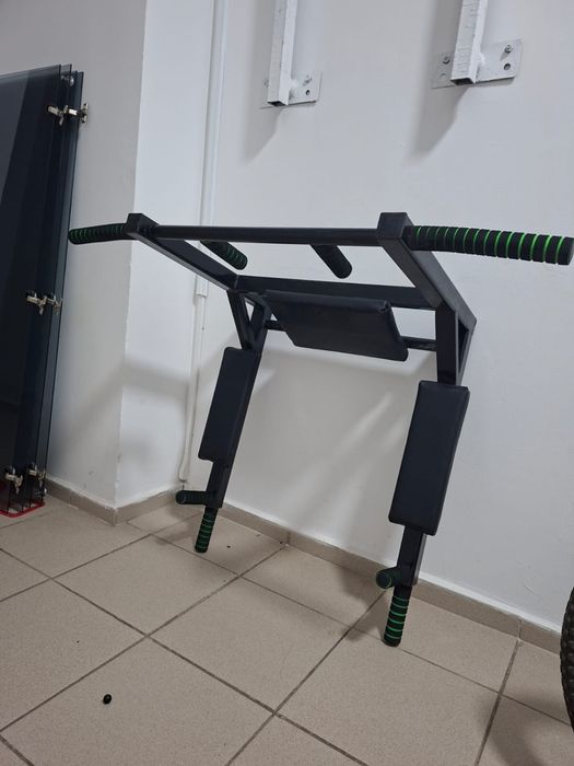 продаеться домашний турник