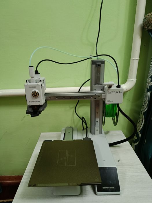 3d printer Bambou lab a1 mini