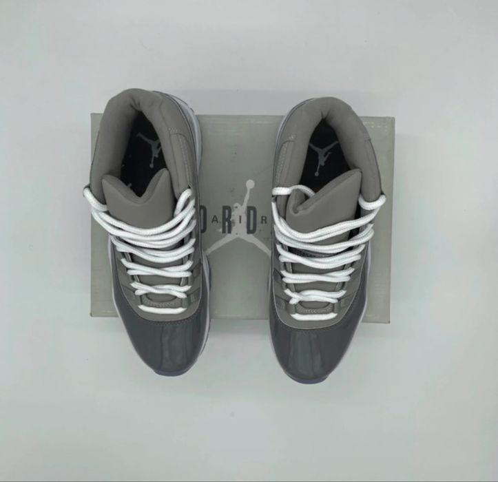 Sneakersi Nike Air Jordan 11 - marimea 43 - noi si premium