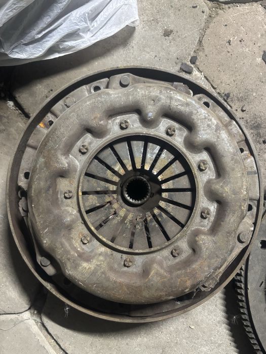 Маховик Исузи миди