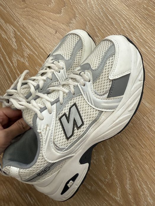 Кроссовки новые 38 размер