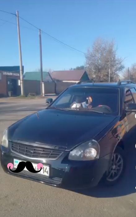 Продам машину приору