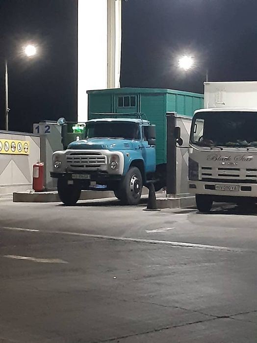 Zil 130 kuzov furgon