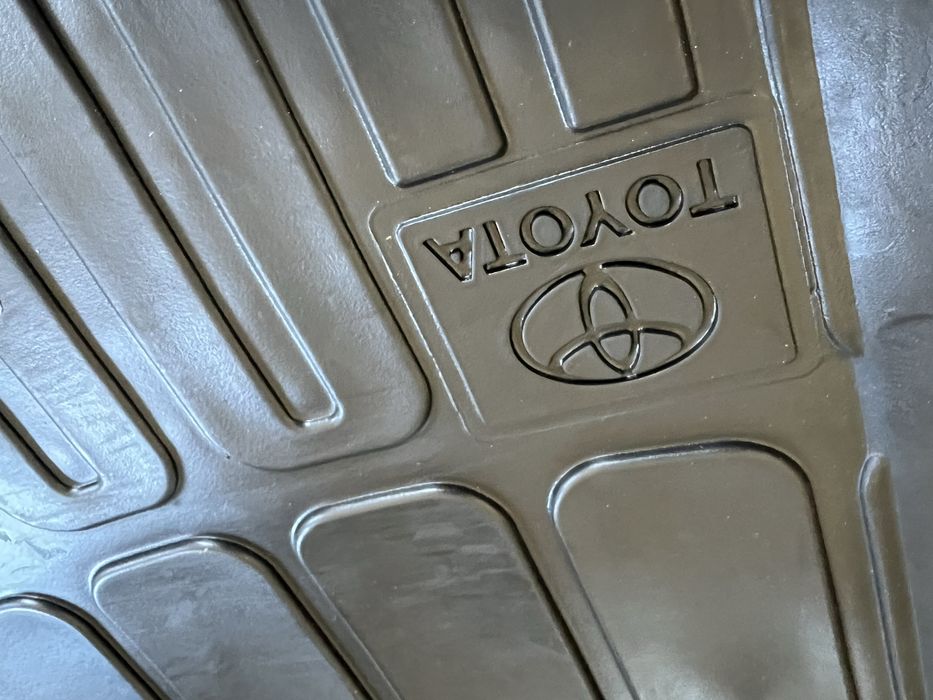 Set Covorase Noi All Weather Iarna Toyota Land Cruiser 150 Executive