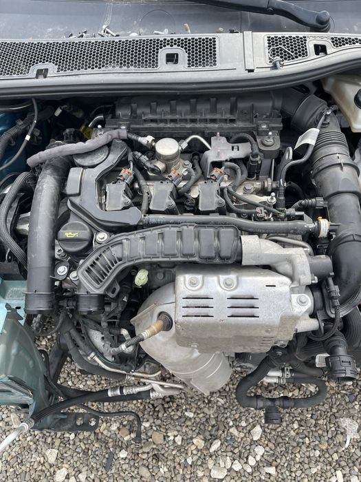 Motor Peugeot 2008 II 1.2 benzina THP cod HN07 Euro 6 38.000 km 2022