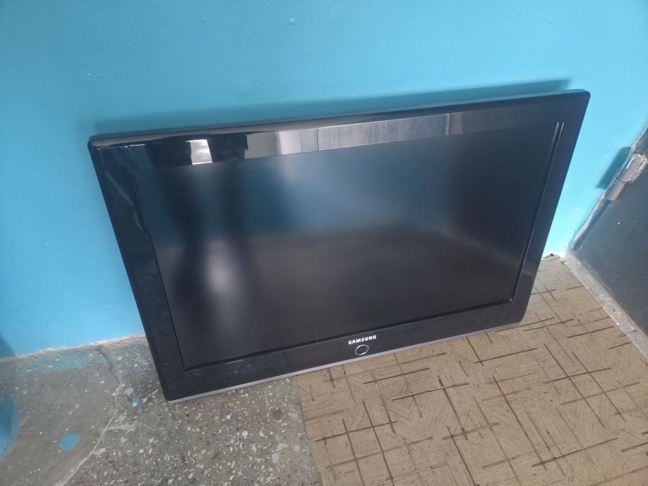 Телевизор Samsung 32 диагональ