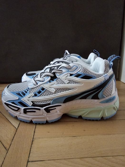 OFF-WHITE кроссовки белые