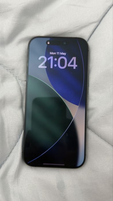 iPhone 17 / 256 GB /