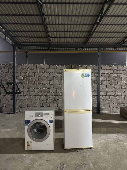 Холодильник Samsung