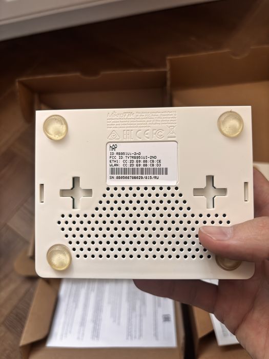 Wi-Fi роутер MikroTik hAP RB951Ui-2nD 4 штуки