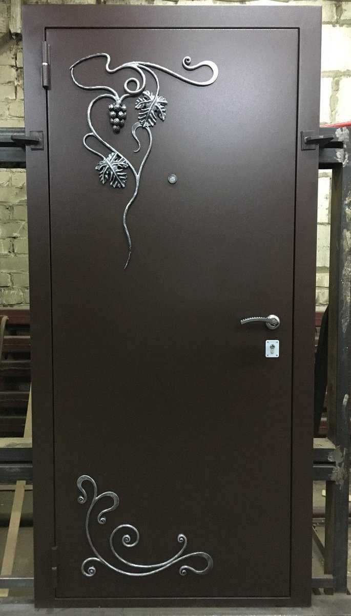 Производство входных металлических дверей в Москве - купите металлические двери от производителя