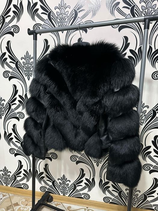 Haina din blana naturala