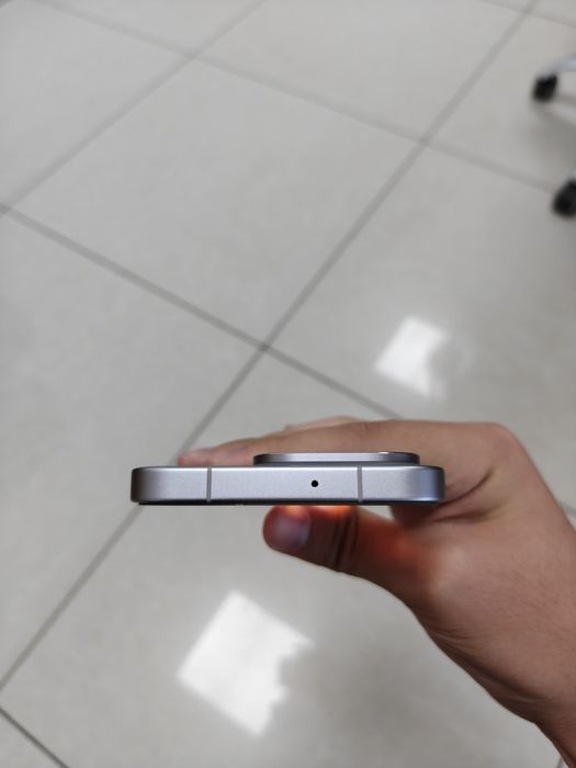 Oppo Find X9 sotuvda
