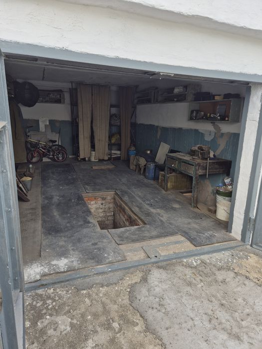 Продам гараж в 30мкр.