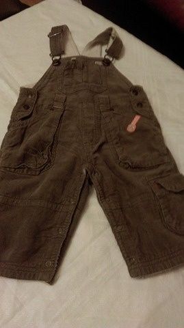 НАМАЛЕНИЕ- нови бебешки гащиризончета-3 броя-12 лева