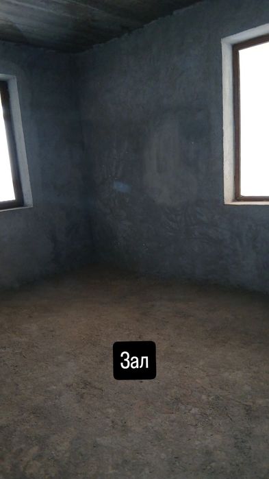 Срочно  продаётся  рудакий кучасида Кадастри бор  1 этаж новостррйка