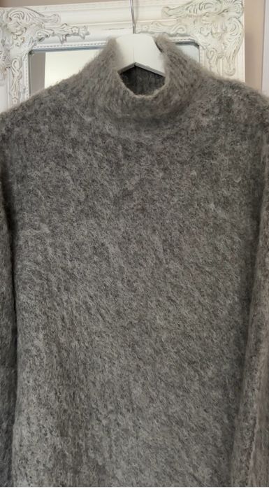 Пуловер на H&M от мохер и вълна