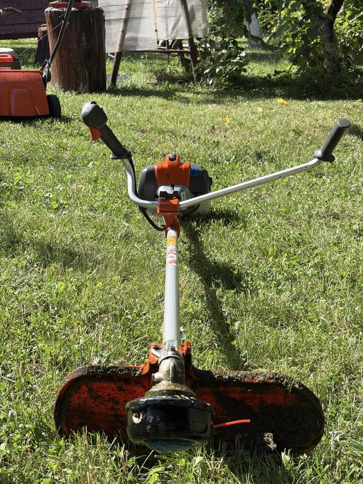 Motocoasa husqvarna 135r