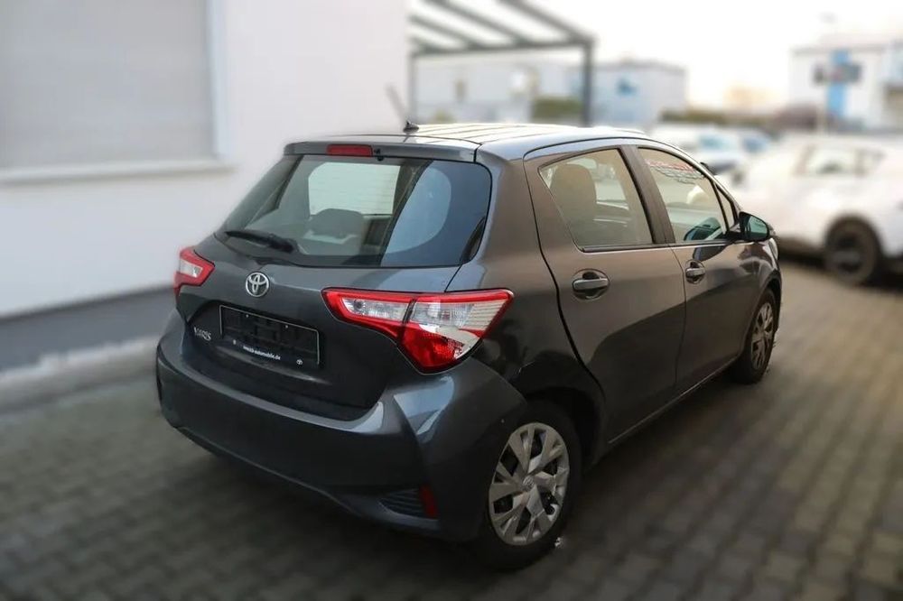 Dezmembrari / Dezmembrez TOYOTA YARIS / YARIS HIBRID